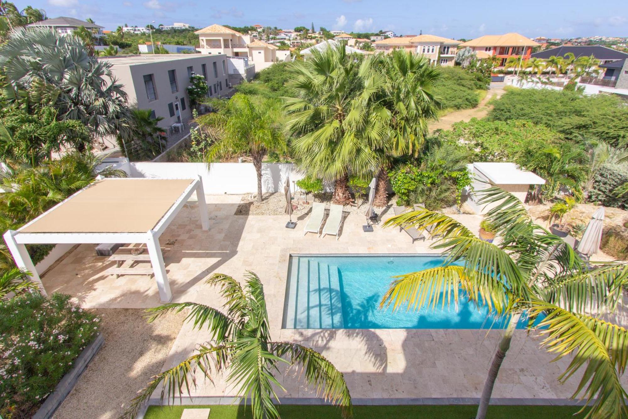 Goudhaen Luxury Private Apartments Jan Thiel Beach Екстериор снимка