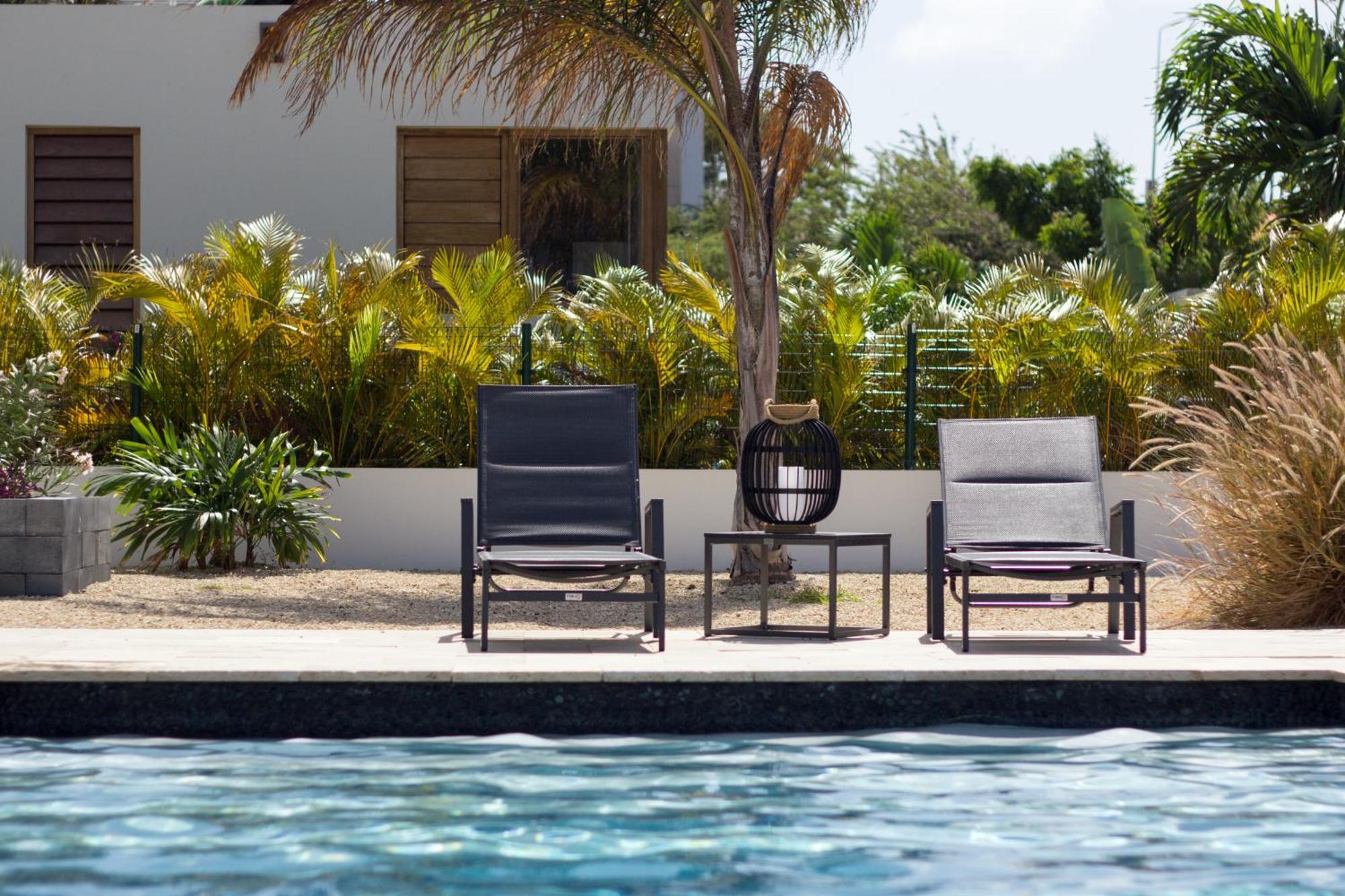 Goudhaen Luxury Private Apartments Jan Thiel Beach Екстериор снимка