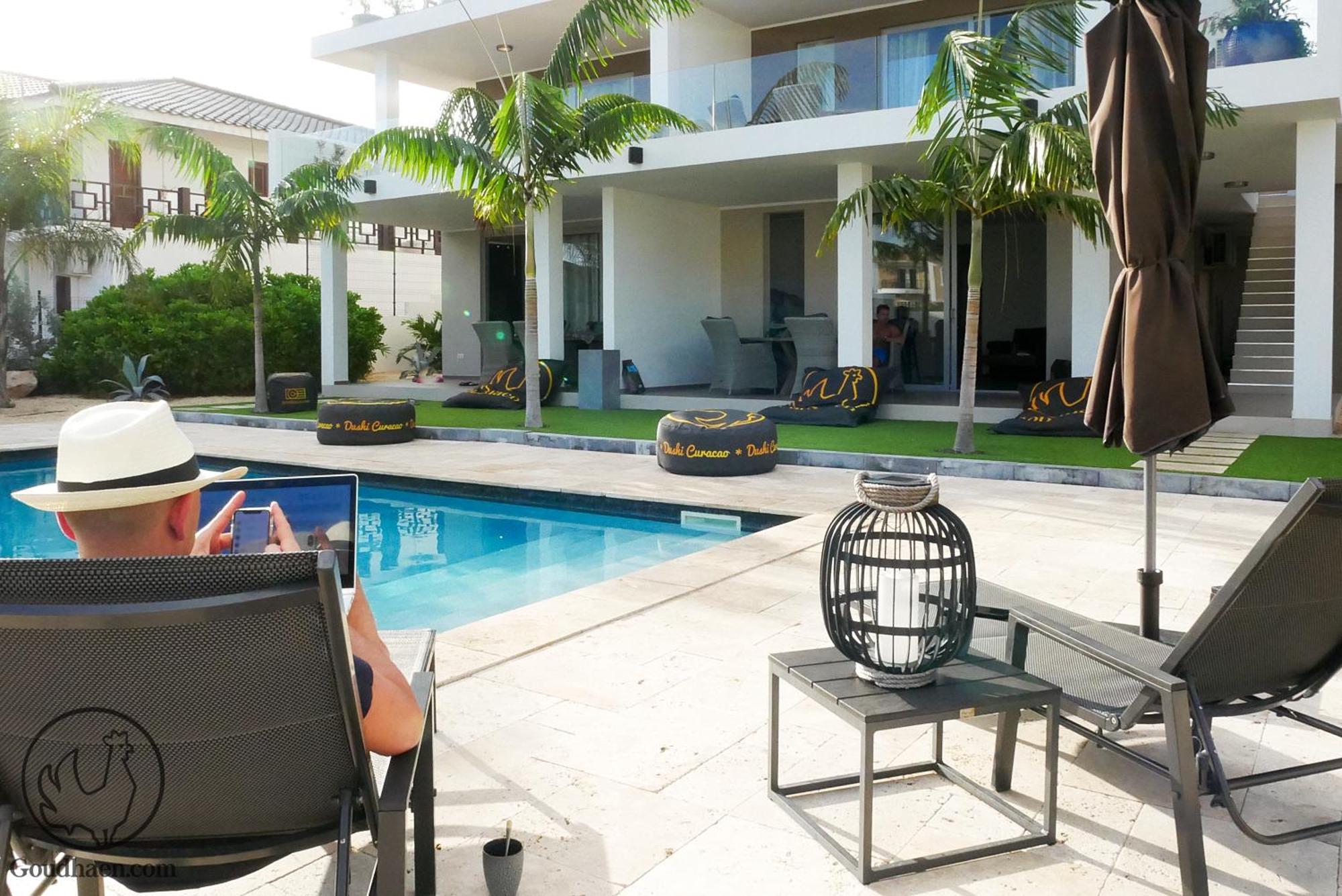 Goudhaen Luxury Private Apartments Jan Thiel Beach Екстериор снимка