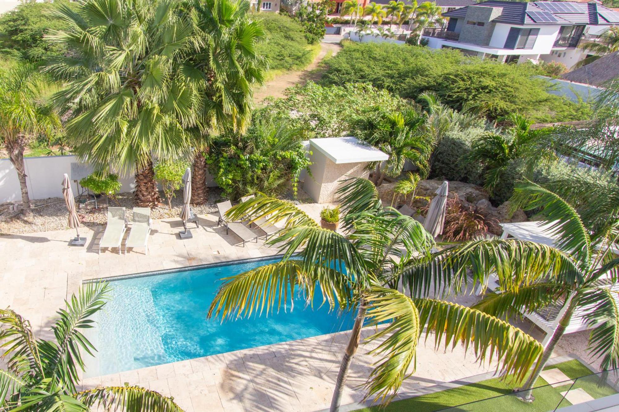 Goudhaen Luxury Private Apartments Jan Thiel Beach Екстериор снимка